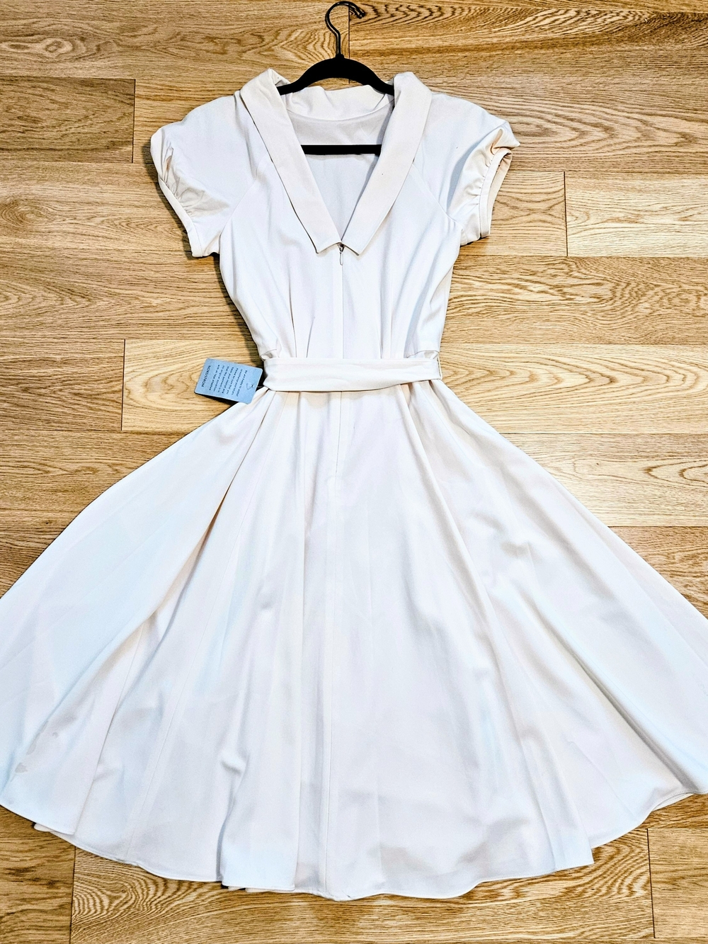 Gal Meets Glam Cream Midi Fit-and-Flare Dress with Belt Size 2